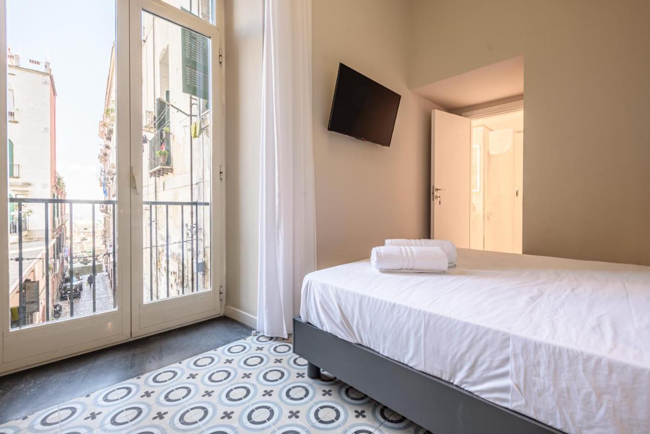 Maria Theresa Rooms & Garden Napoli Exterior foto