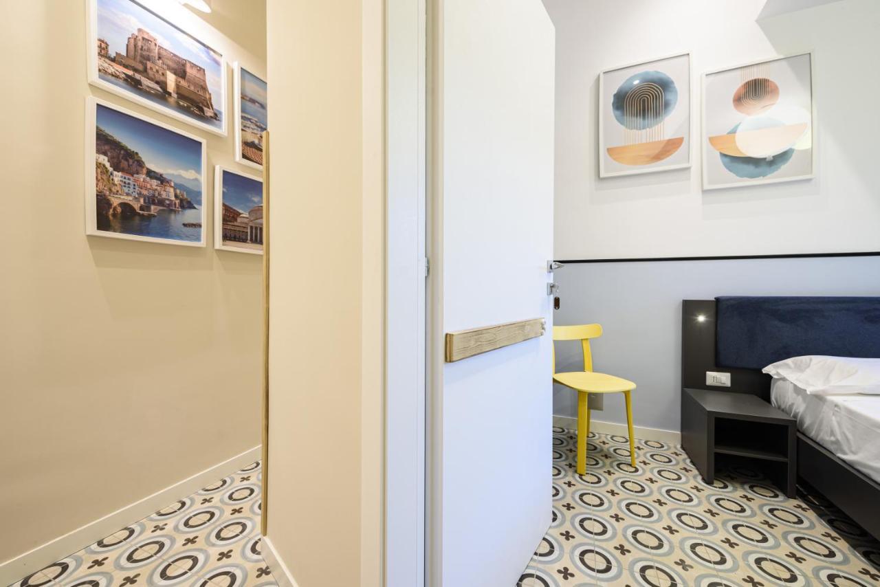 Maria Theresa Rooms & Garden Napoli Exterior foto