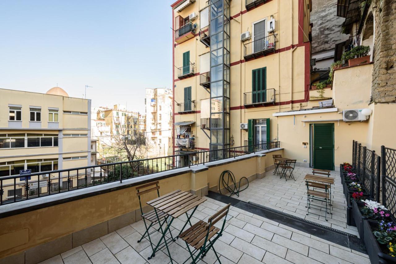 Maria Theresa Rooms & Garden Napoli Exterior foto